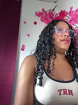 chleo rosse online show from April 12, 8:56 pm