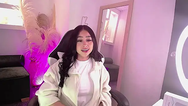 vallolett online show from March 12, 10:47 pm