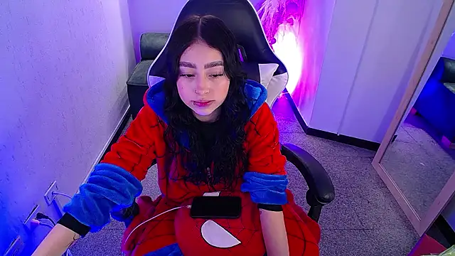 vallolett online show from February 3, 2:53 am