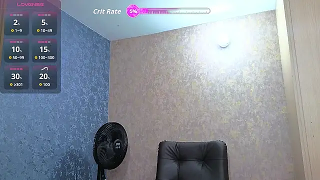 Snapshot of alicee_foox chatting on July 2, 6:58 pm alicee foox online show from July 2, 6:58 pm