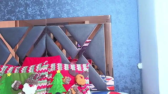 alicee foox online show from November 30, 6:19 pm