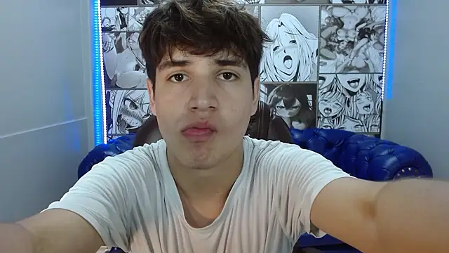 Snapshot of JakeSummer_ chatting on February 28, 7:13 pm JakeSummer online show from February 28, 7:13 pm