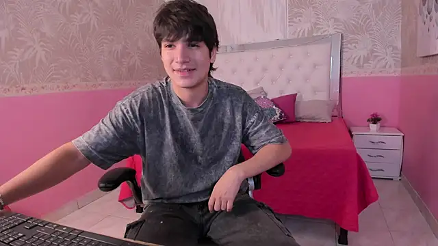 JakeSummer  online show from November 29, 1:22 pm