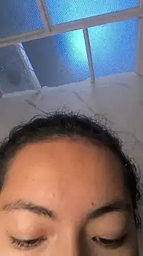 little xioo  online show from November 29, 12:38 pm