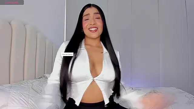 Amira-Zahra online show from February 10, 4:06 pm