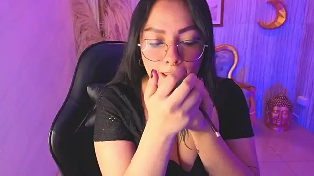 lexie s online show from December 20, 8:12 pm