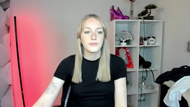 EvelynBlond online show from February 3, 1:27 pm