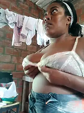 Snapshot of nani_will chatting on February 5, 6:26 pm nani will online show from February 5, 6:26 pm