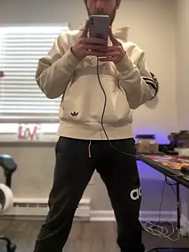 strippingmale1 online show from December 3, 5:34 pm