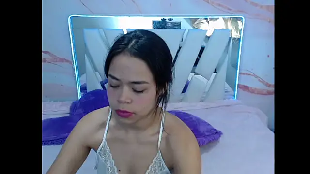 BlueLove19 online show from December 5, 8:28 pm