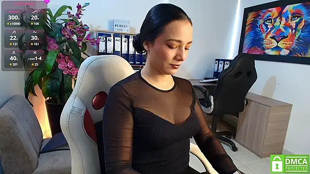 Adri Miller online show from May 11, 1:23 pm