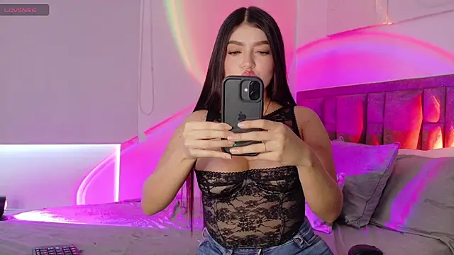 MarianaBaez1 online show from April 22, 3:08 pm