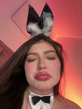 MarianaBaez1 online show from March 6, 8:04 pm