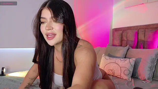 MarianaBaez1 online show from April 14, 8:25 pm