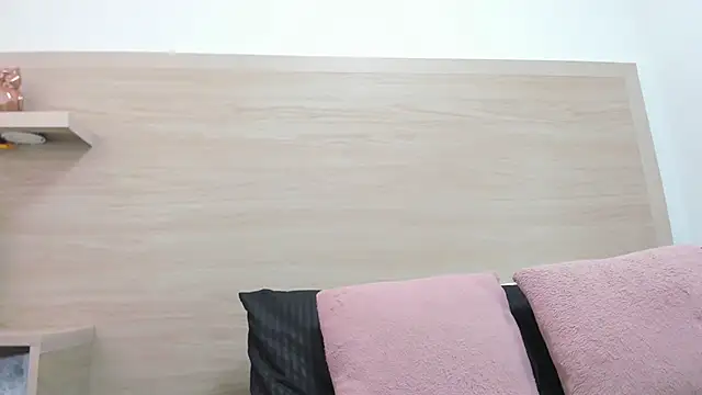 selenaflamemj online show from January 14, 6:55 pm