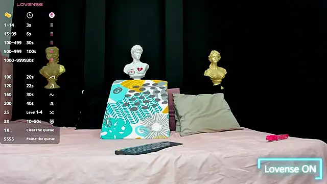 selenaflamemj online show from February 16, 7:01 pm