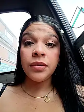 Layla-daring online show from February 5, 6:37 pm