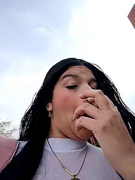 Layla-daring online show from February 7, 7:22 pm