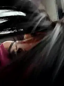 Layla-daring online show from January 8, 7:20 pm