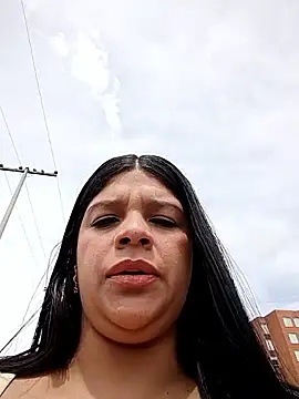 Layla-daring online show from March 17, 7:06 pm