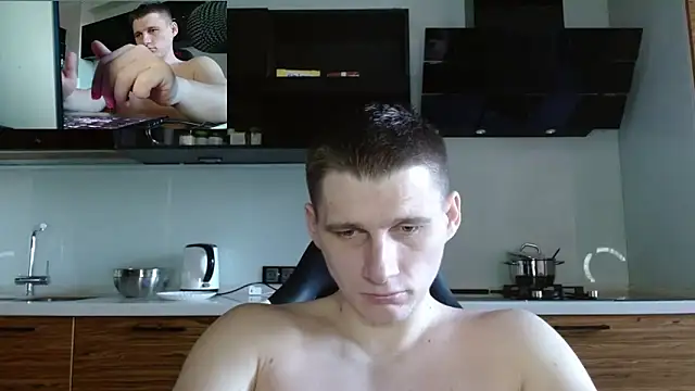 Snapshot of Poliglotjoe1 chatting on February 28, 6:02 am Poliglotjoe1 online show from February 28, 6:02 am