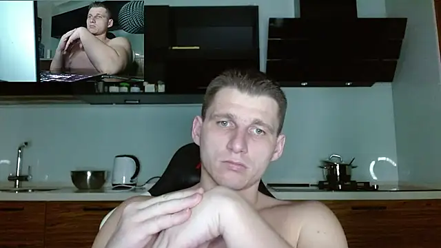 Snapshot of Poliglotjoe1 chatting on February 27, 4:51 pm Poliglotjoe1 online show from February 27, 4:51 pm