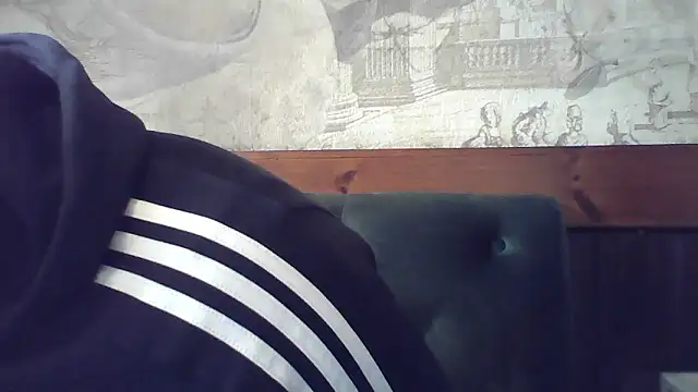 Snapshot of Poliglotjoe1 chatting on January 19, 9:24 am Poliglotjoe1 online show from January 19, 9:24 am