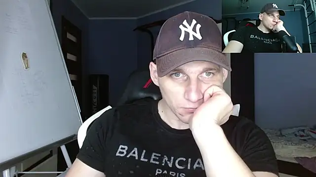 Poliglotjoe1 online show from November 25, 5:46 pm