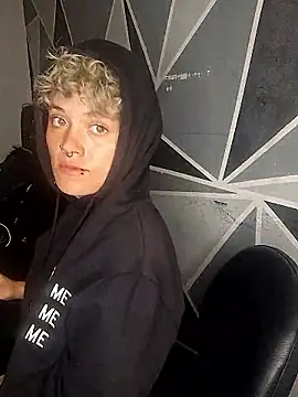 megan NL online show from January 11, 2:51 am