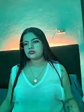 LouisaAlcott online show from November 20, 10:52 pm