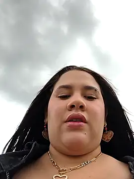 Kendra-daring online show from April 30, 5:53 pm