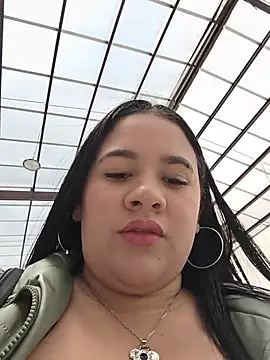 Snapshot of Kendra-daring chatting on June 17, 6:18 pm Kendra-daring online show from June 17, 6:18 pm