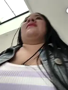 Snapshot of Kendra-daring chatting on March 3, 6:15 pm Kendra-daring online show from March 3, 6:15 pm