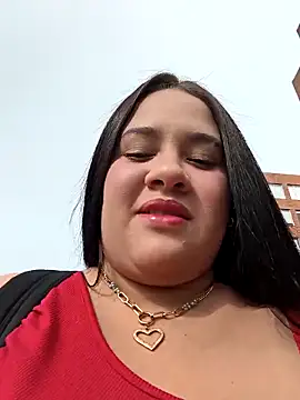 Kendra-daring online show from April 15, 8:31 pm