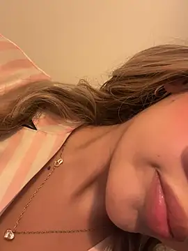 saliha pinky  online show from January 14, 12:03 am