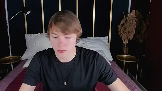 Snapshot of DonaldWoon chatting on November 23, 10:36 am DonaldWoon online show from November 23, 10:36 am