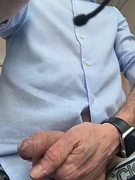 Alexbbcum online show from May 4, 11:46 am
