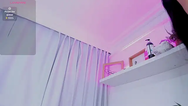 Snapshot of pucca7 chatting on February 20, 12:07 pm pucca7 online show from February 20, 12:07 pm