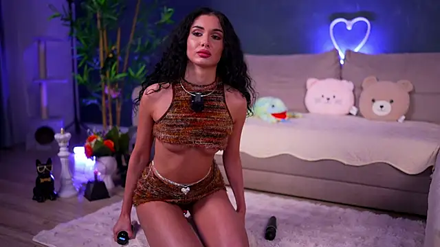 AlessiaDebbie online show from May 14, 8:06 pm