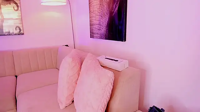 emmyheart7 online show from February 6, 3:35 am