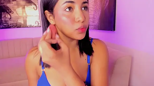 emmyheart7 online show from February 14, 4:13 am