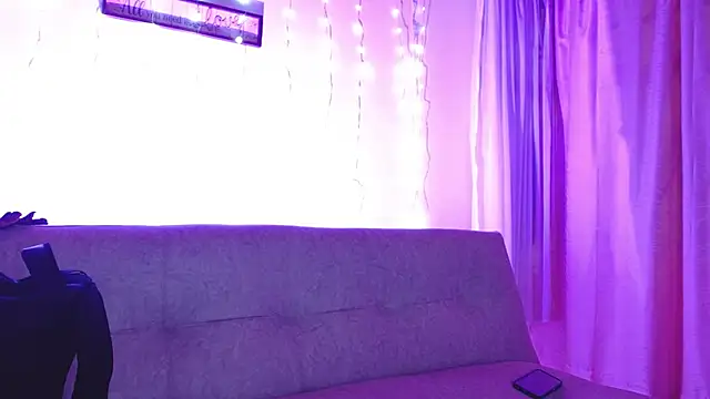 Snapshot of catleya6 chatting on November 20, 4:24 am catleya6 online show from November 20, 4:24 am