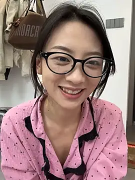 Jinmi125216 online show from April 11, 3:16 pm