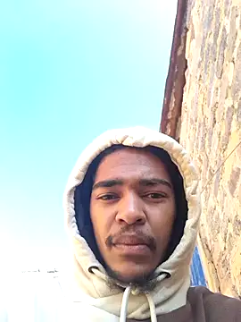 Eezxxx online show from March 27, 6:33 am