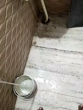 Roy   121 online show from February 19, 4:31 am