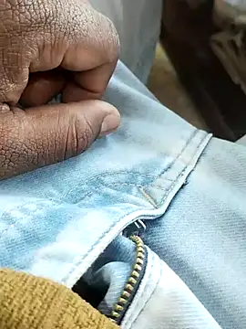 Roy   121 online show from February 23, 12:28 pm