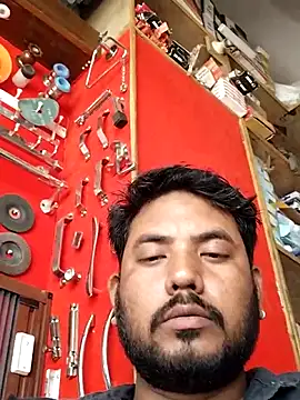 Roy   121 online show from March 13, 7:35 am