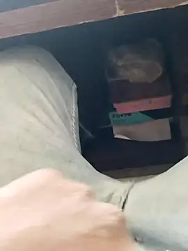 Snapshot of Roy___121 chatting on November 30, 6:36 am Roy 121 online show from November 30, 6:36 am