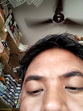 Roy   121 online show from March 5, 4:42 am