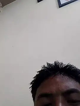 Roy   121 online show from February 18, 6:22 am